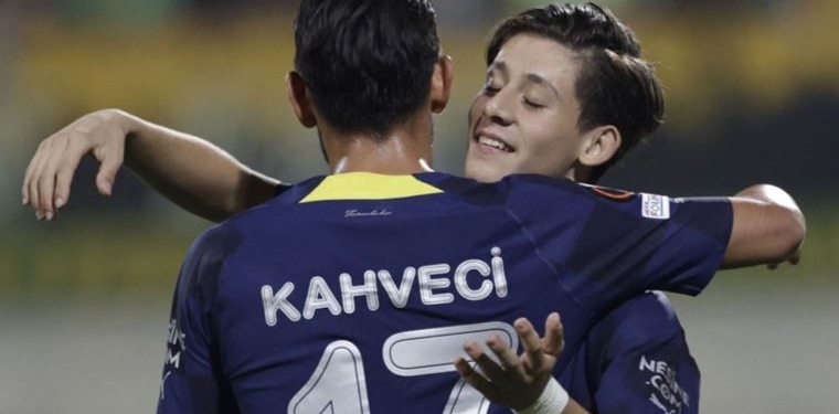 Fenerbahçeli Arda Güler AEK Larnaca maçında mest etti!