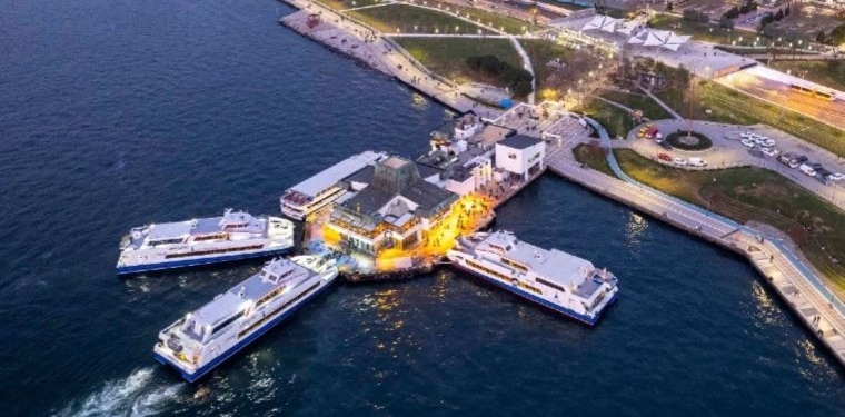 İzmir Türkiye’nin ilk elektrikli yolcu gemileri için harekete geçti