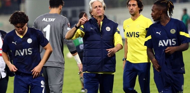 Spor yazarları AEK Larnaca – Fenerbahçe maçını yorumladı!